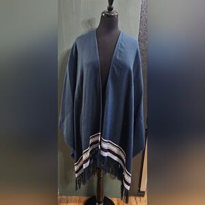 One size Modena shawl